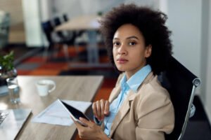 woman sitting the office working